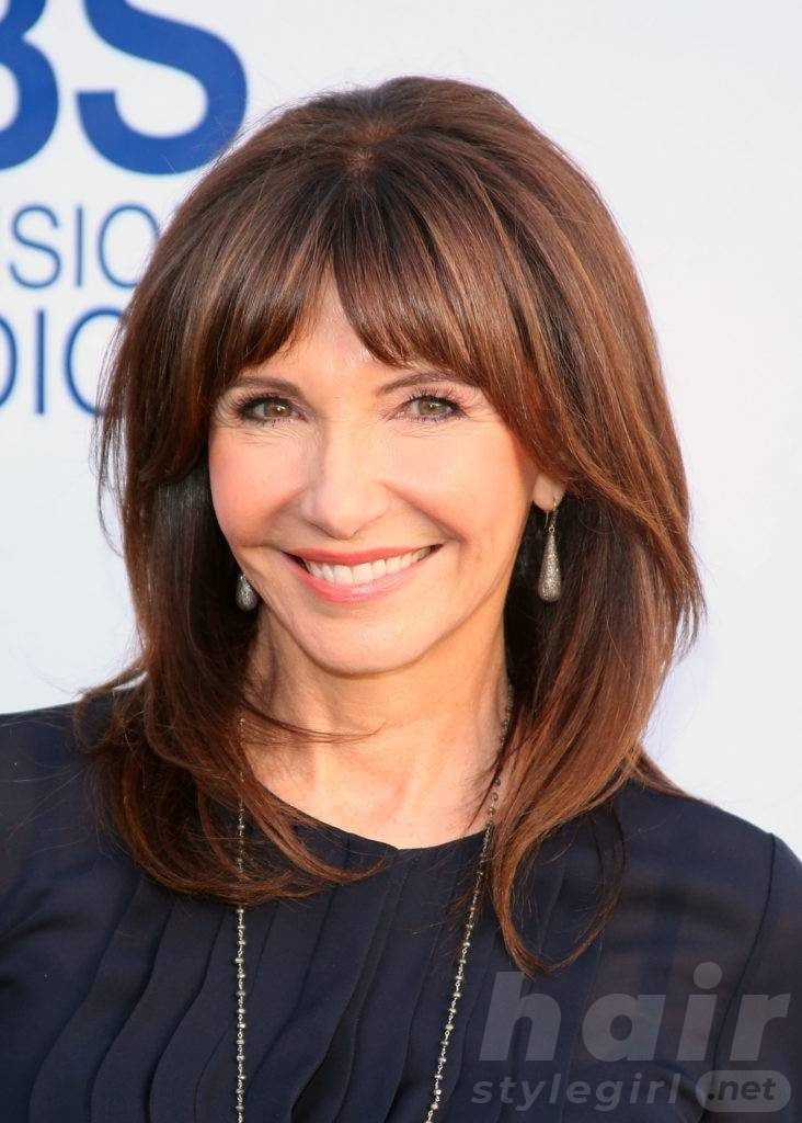 80 Best Hairstyles for Women Over 50 to Look Younger in 2024